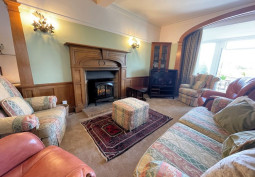 Livingroom, Fireplace