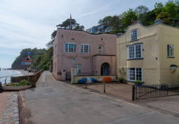 Driveway, Sea / Beach View, House / Cottage Exterior