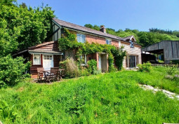 House / Cottage Exterior, Farm, Lawn