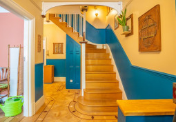 Stairway / Staircase, Hall, Colourful