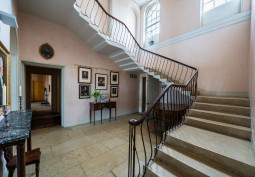 Staircase (Sweeping)