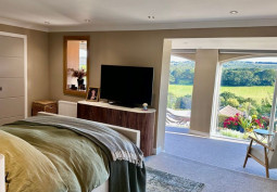 Countryside View, Bedroom (Master/En-Suite)
