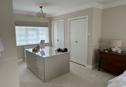 Bedroom (Master/En-Suite), Dressing Room/Walk-in Wardrobe