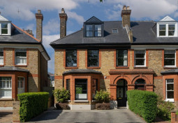 Driveway, Terrace House, Coronavirus-Friendly at Victorian Terrace with Large Open Plan Space For Filming, London