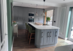 Kitchen (With Island), Kitchen (Coloured units), Kitchen (Modern), Kitchen With Table, Kitchen (Electric/Induction Hob) at Detached Family Home In Bedfordshire For Filming, Bedfordshire
