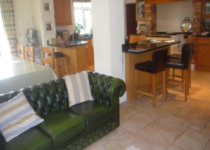 6. Livingroom