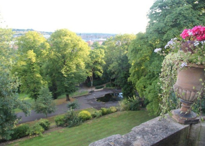 18. Gardens