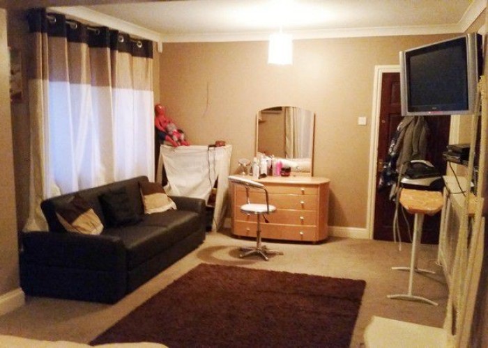 3. Livingroom