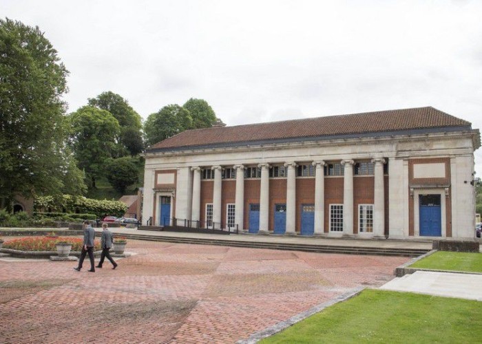 53. School / College