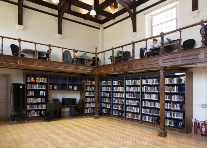 7. Library / Bookshop