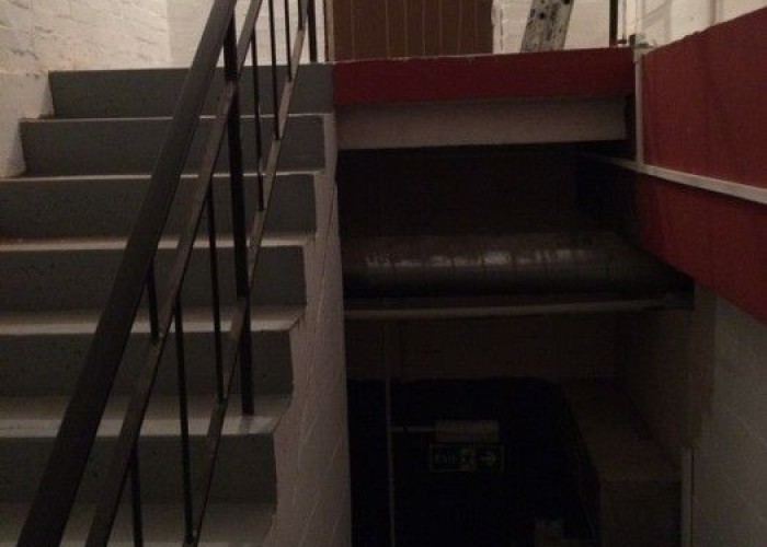 32. Stairway / Staircase