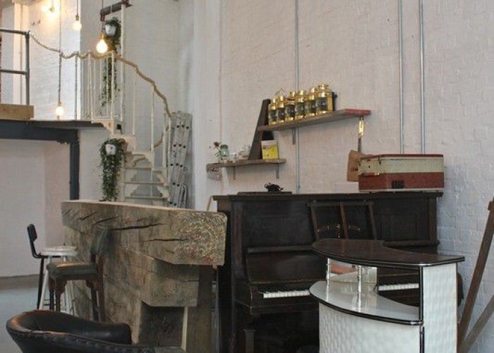 17. Piano
