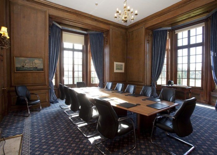 4. Meeting Room