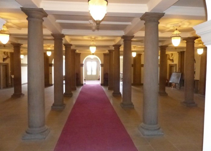7. Hall