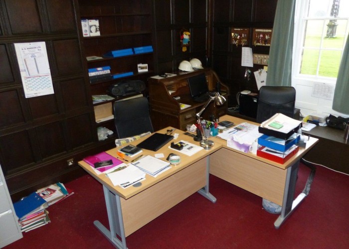 77. Office