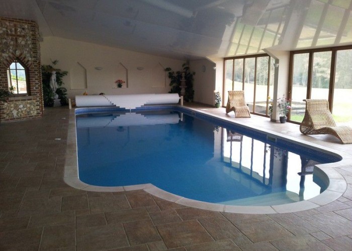 3. Swimming-pool