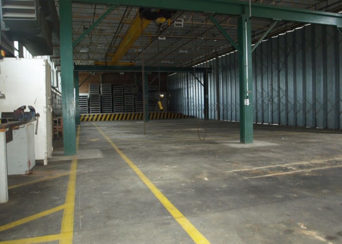 43. Warehouse (Pillared)