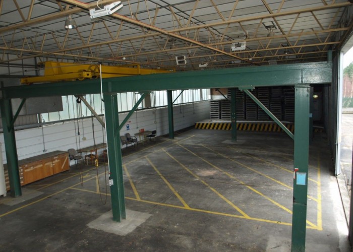 44. Warehouse (Medium)