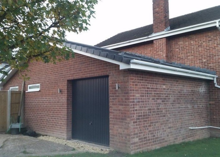 20. Garage