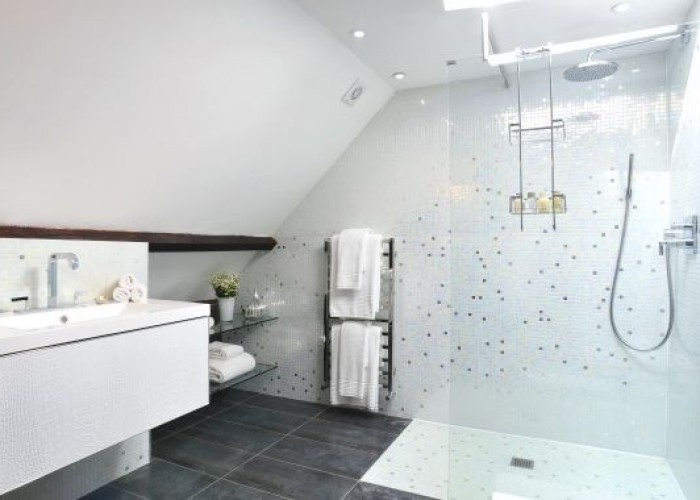 12. Shower Room