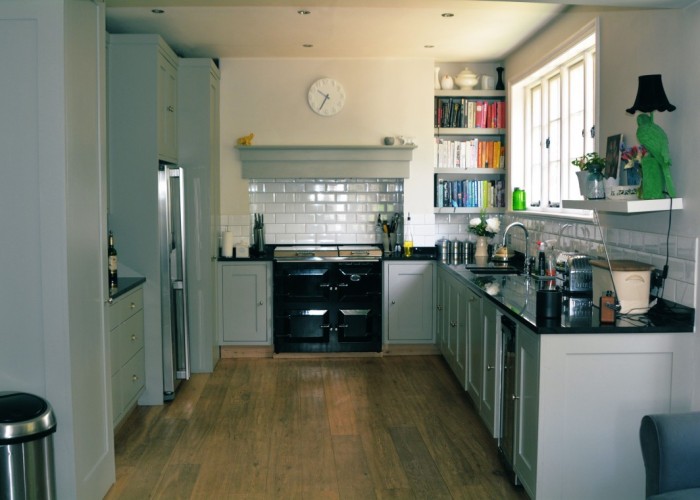 12. Kitchen (Cream or White units)