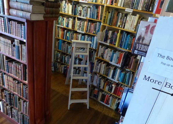 15. Library / Bookshop