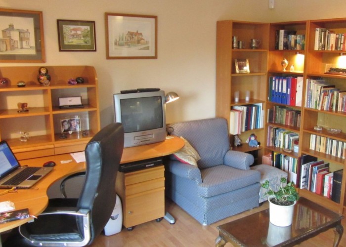 17. Home Office / Study