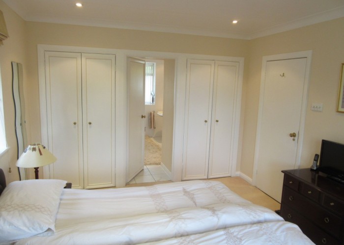 24. Bedroom (Double)