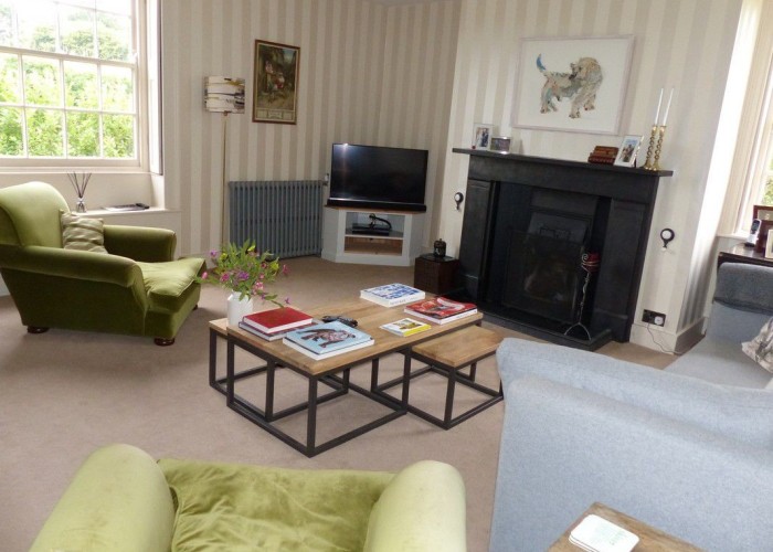 25. Drawing Room