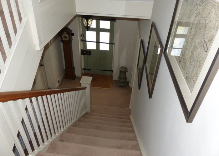 32. Stairway / Staircase
