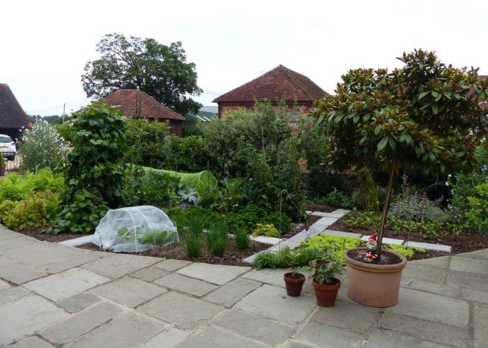 87. Patio / Veranda