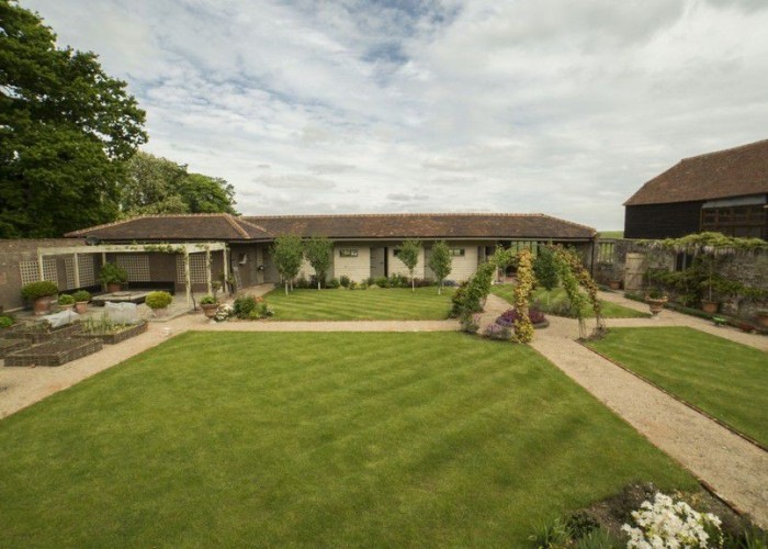 40. Gardens