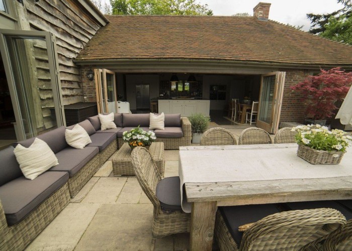 28. Patio / Veranda
