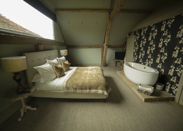 20. Bedroom (Double)