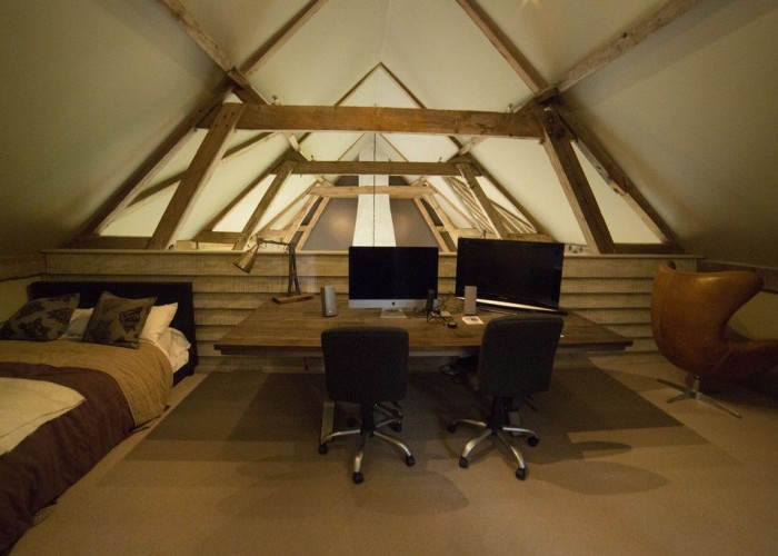 23. Home Office / Study