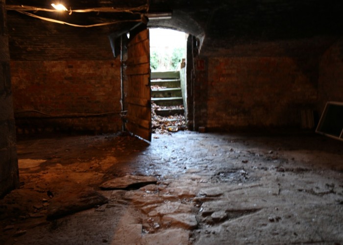 32. Cellar / Crypt / Basement