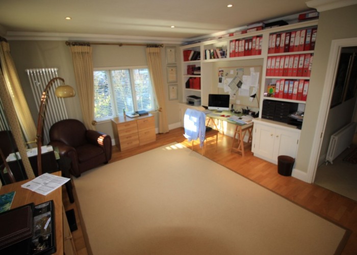 6. Home Office / Study