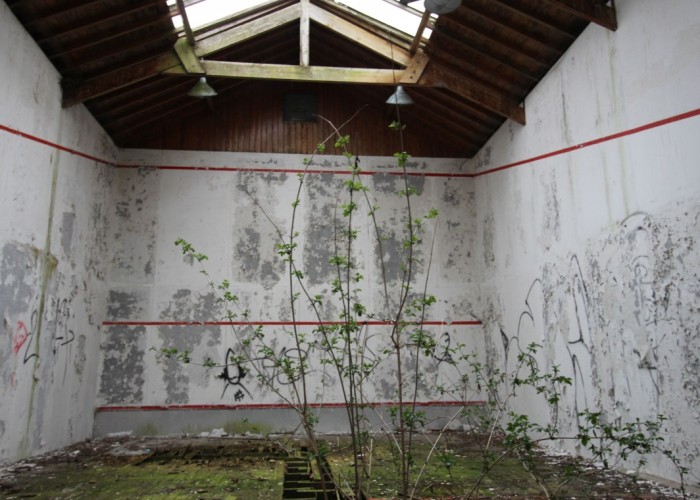 81. Squash Court