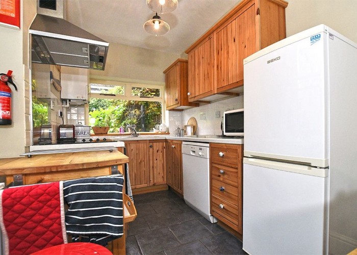 6. Kitchen (Wooden Units)