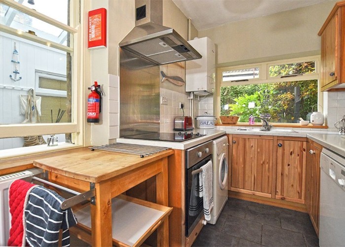 7. Kitchen (Wooden Units)