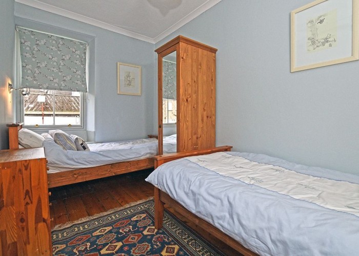 12. Bedroom (Childrens)
