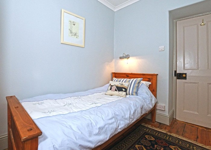 13. Bedroom (Childrens)