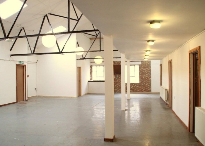 6. Studio