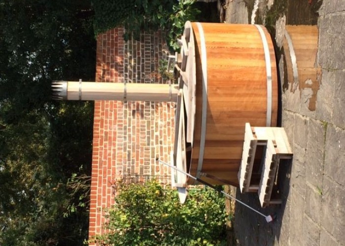 11. Sauna / Steam Room / Hot Tub
