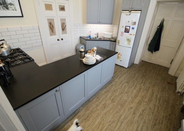 22. Kitchen (Coloured units)