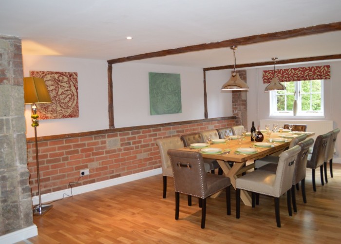 19. Diningroom
