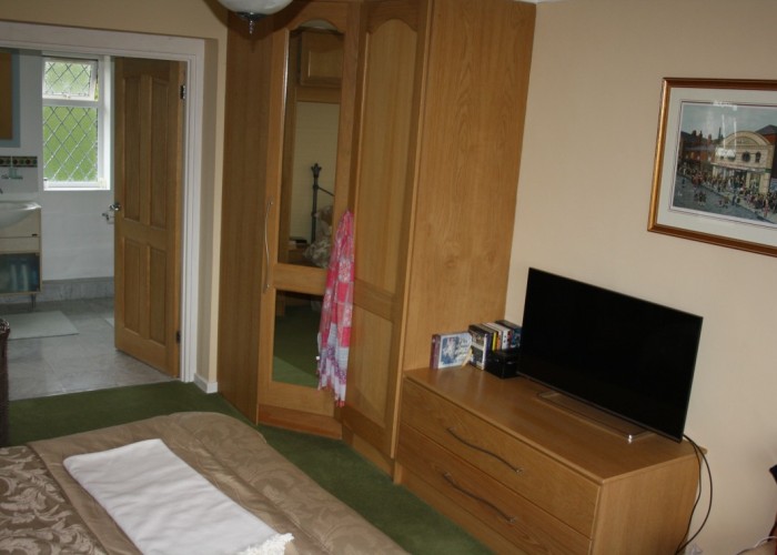 19. Bedroom (Double)