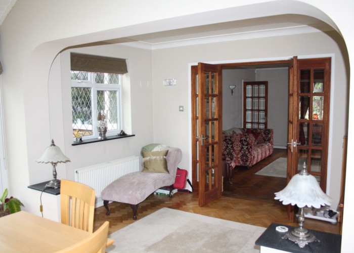 6. Kitchen (Wooden Units)