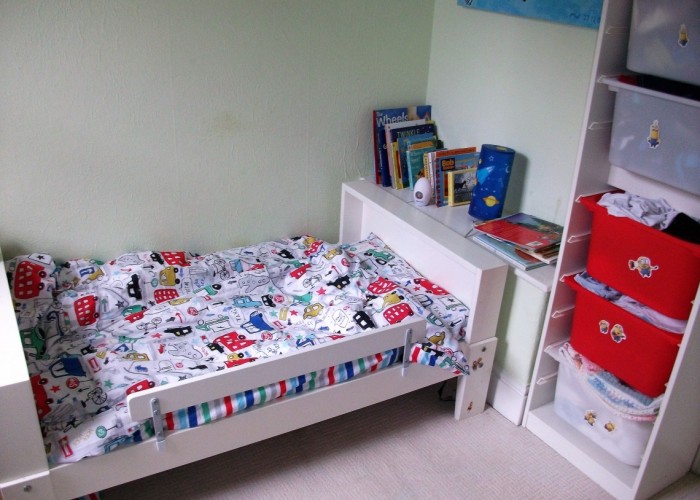 16. Bedroom (Childrens)