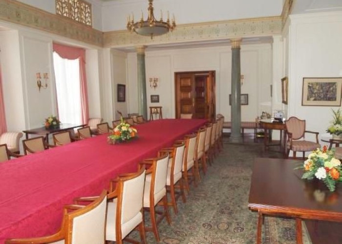 11. Meeting Room